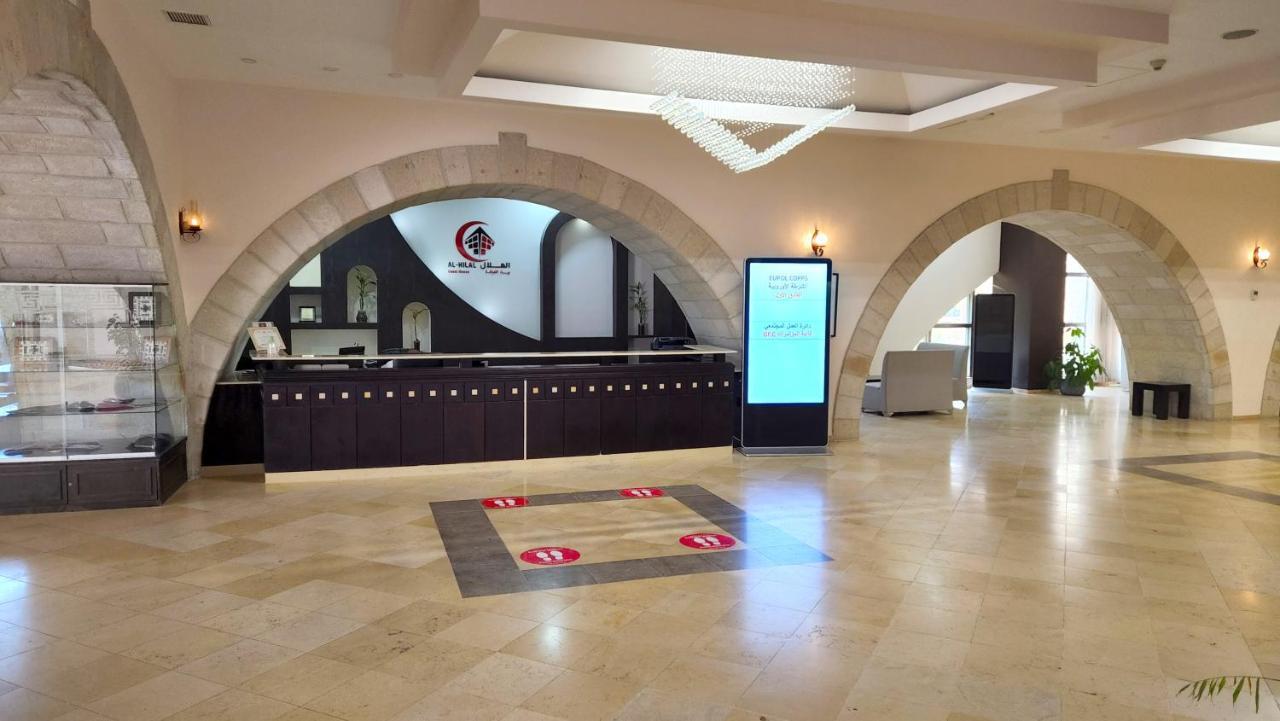 Red Crescent Guesthouse Ramallah Esterno foto